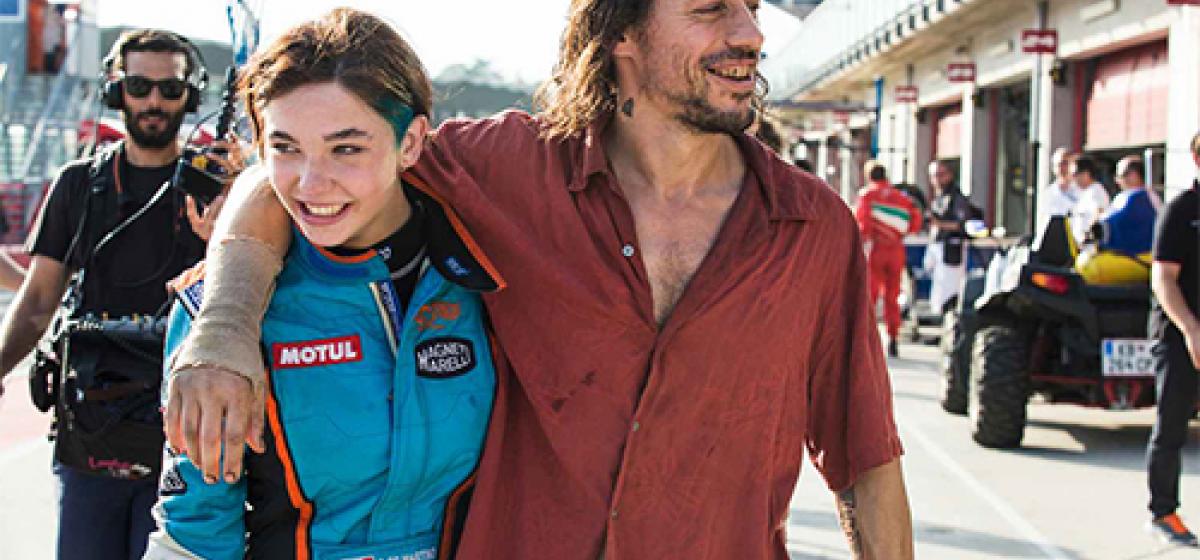 veloce come il vento recensione film matteo rovere