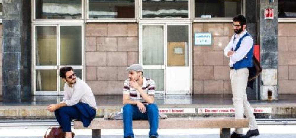 sempre meglio che lavorare recensione film