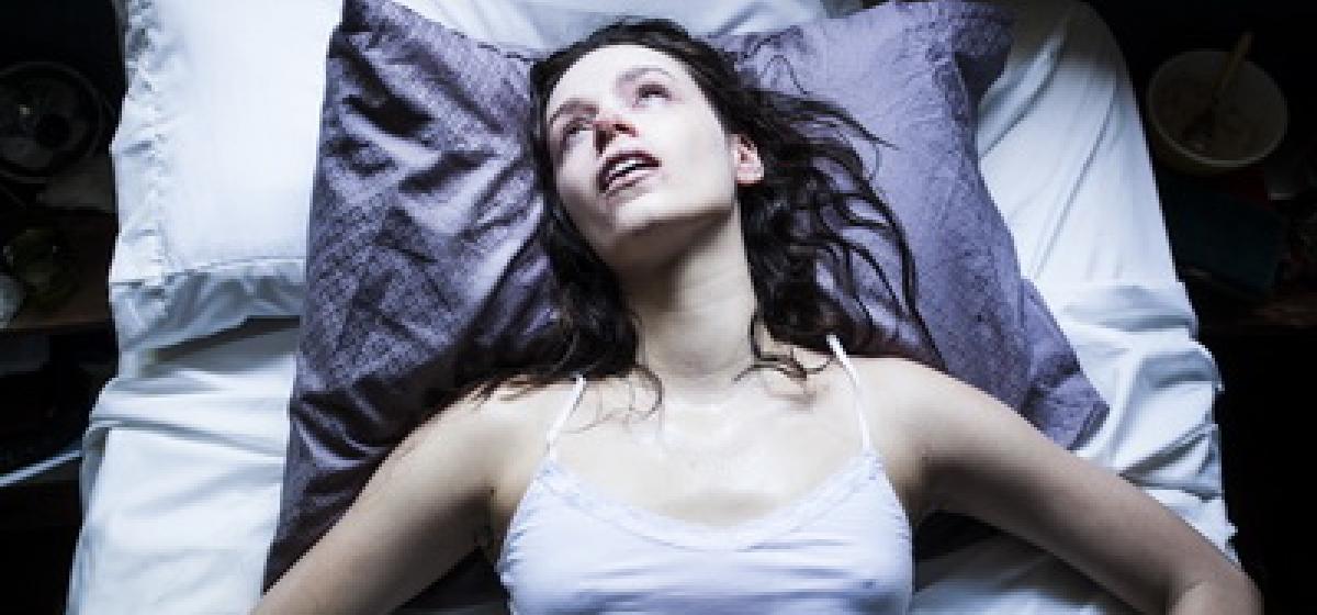 starry eyes promo shot bed1