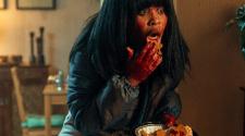 Swarm - recensione serie tv amazon glover